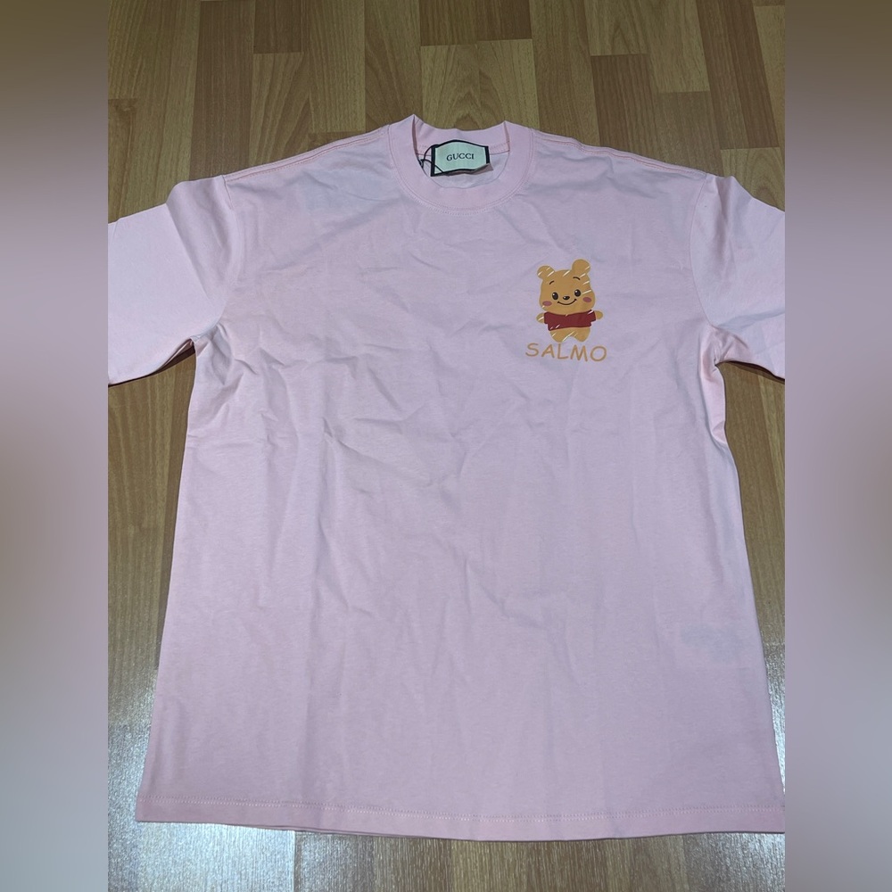 Gucci women over size Pink Graphic T-Shirt , fit up to size medium